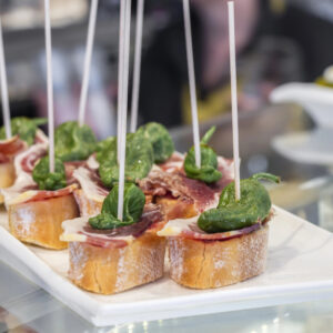 Traditional Bites of Madrid: Private Tapas and Tradition Tour (3h)